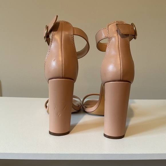 Amazon Block Heels - Picture 3 of 4